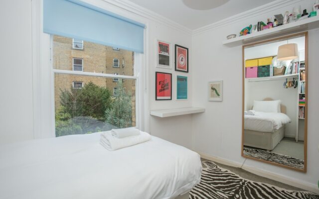 3 Bedroom Apartment in Kensington