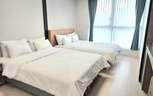 Grandbleu Hotel & Residence