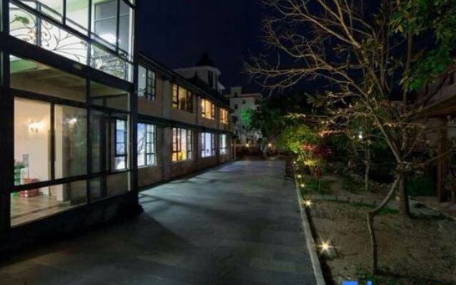 Yueshan Tinghai B&B