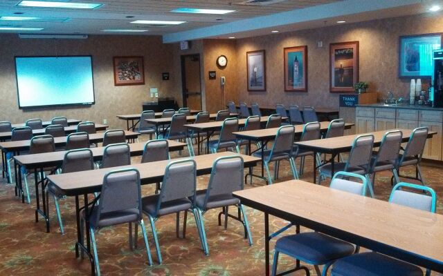 Hampton Inn Duluth Canal Park