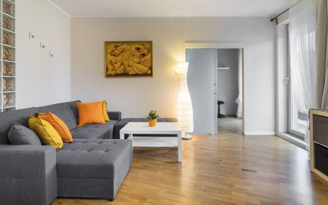 Maya's Flats & Resorts - Lastadia