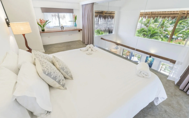 Salaya Beach Houses