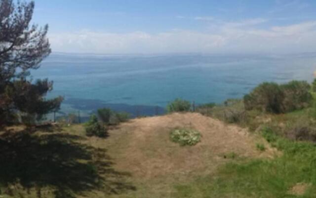 Sunshine House offering spectacular views to Olymp A