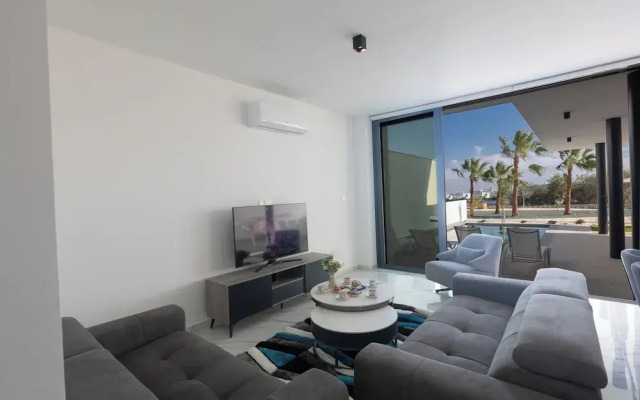 Protaras Aqua Pearl Villa Aq10 With Pool Heating