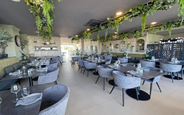 Varandas do Castelo by Garvetur