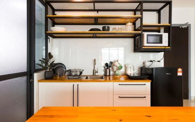 Elegant 3BR Condo for 5 With Outdoor Pool