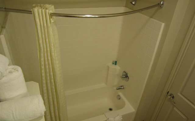 Executive Inn & Suites - Jewett