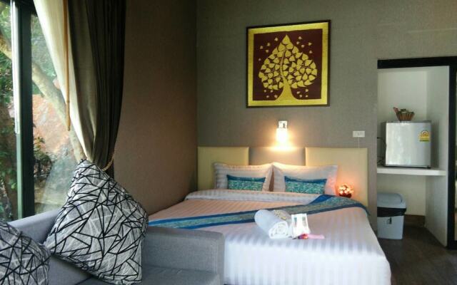 Decho Beach Resort