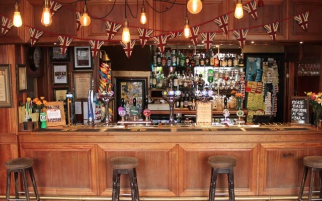 The Golden Lion Hotel Allendale