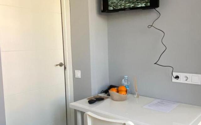 Hostal Orange Vibes Inn
