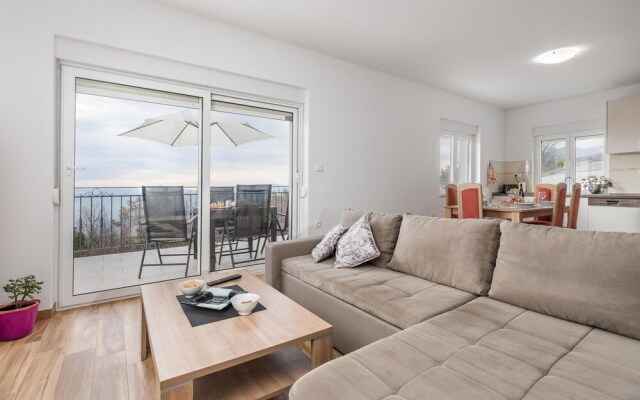 Awesome Apartment in Bregi With Wifi and 3 Bedrooms