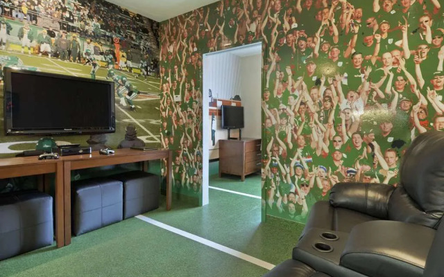 Days Inn - Regina Airport West