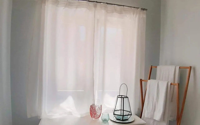 House Sidro, Stari Grad