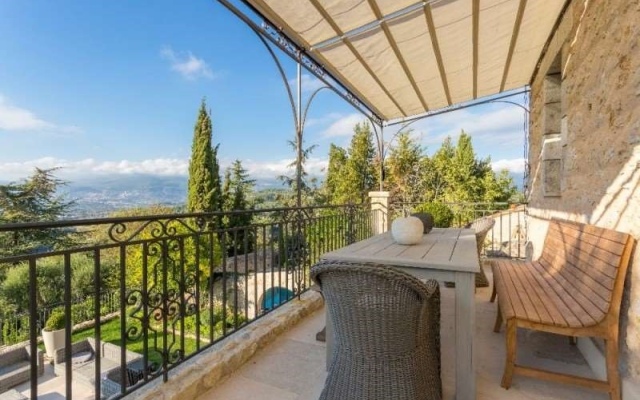 Mougins Luxury Retreats