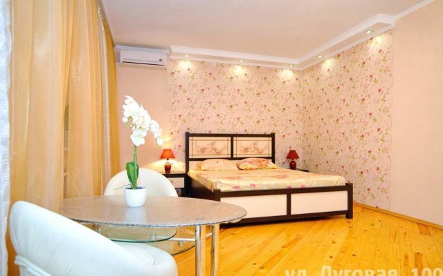 Apartment Lugovaya 100, rjadom k-ka Paramonova, Transneft', Jugtransgaz