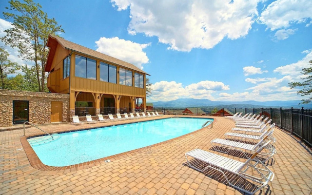 Lasting Impressions 240 - Two Bedroom Cabin