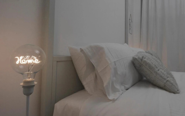 Vatican Luxury 2BD 2BA - Vatican Luxury Rizzo