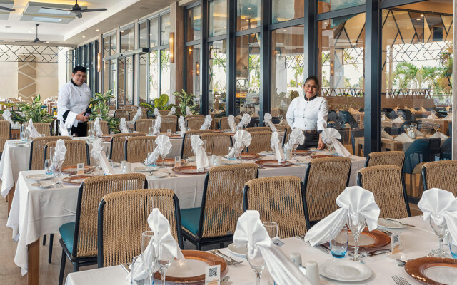 Hotel Riu Caribe - All Inclusive