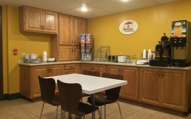 Super 8 Motel - Kenmore/Buffalo/Niagara Falls Area