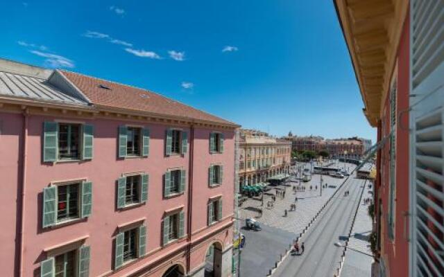 Massena Square - 1 Bdr Duplex With Ac