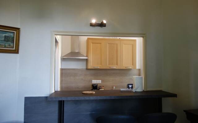 Welcome to Cannes - GALIENNI 3