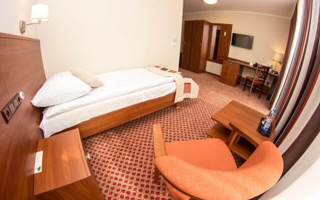 Hotel Gromada Centrum Warszawa 4*