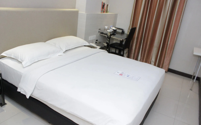 Verse Lite Hotel Gajah Mada