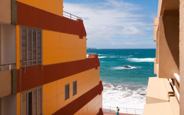Apartment at Las Canteras Beach