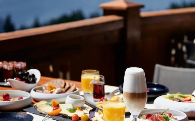 LeCrans Hotel & Spa 5*