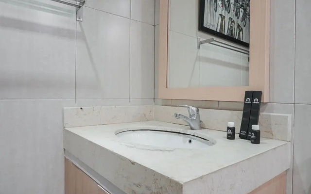 Comfort and Cozy Studio at MT Haryono Square Apartment