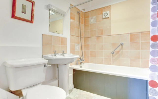 The Oaks Chillington