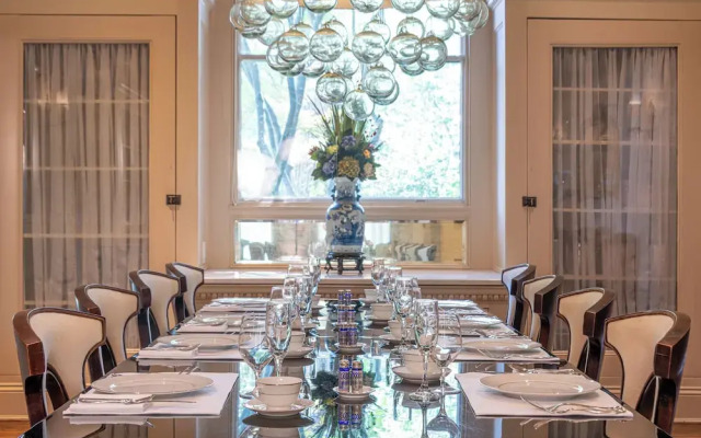 Stonehurst Place Bed & Breakfast