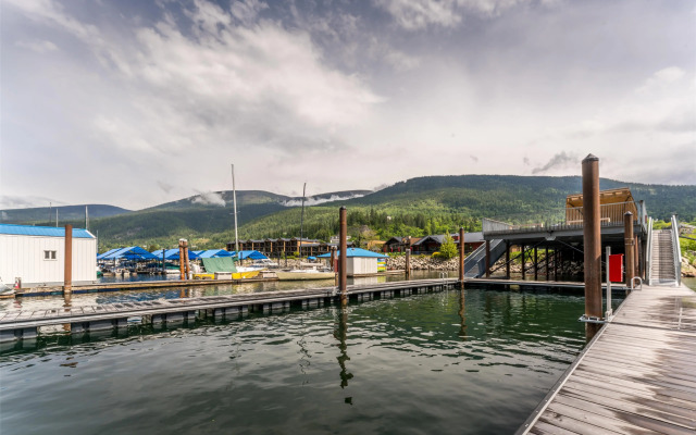 Prestige Lakeside Resort, WorldHotels Elite
