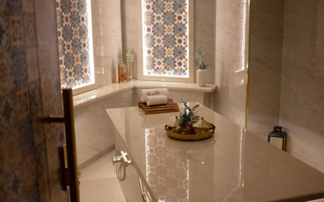 Central Inn Souq Waqif