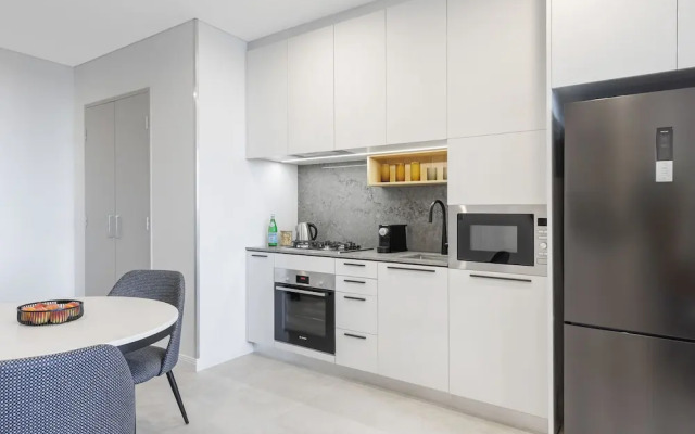 Meriton Suites George Street, Parramatta