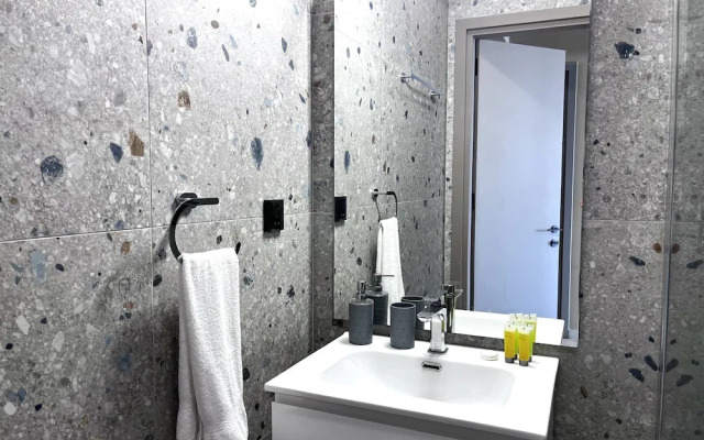 107 LIM - Stay Mouson View Apartment