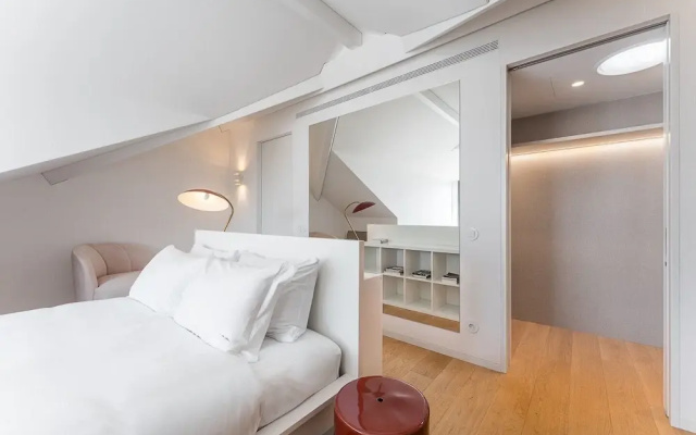 GuestReady - Sliding Doors
