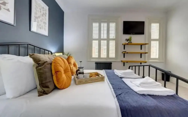 Host Stay York Street