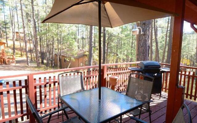 Sacony, Cabin at Ruidoso