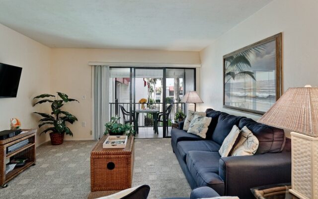 Runaway Bay Resort by BBG