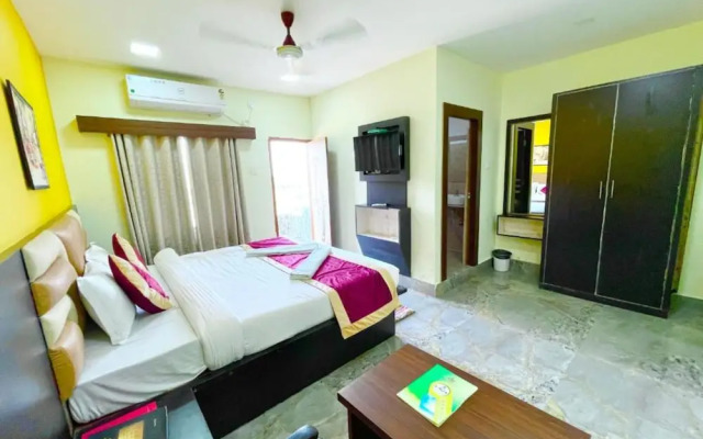 Goroomgo Hotel Coral Suites Puri
