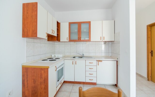 Apartments Neva