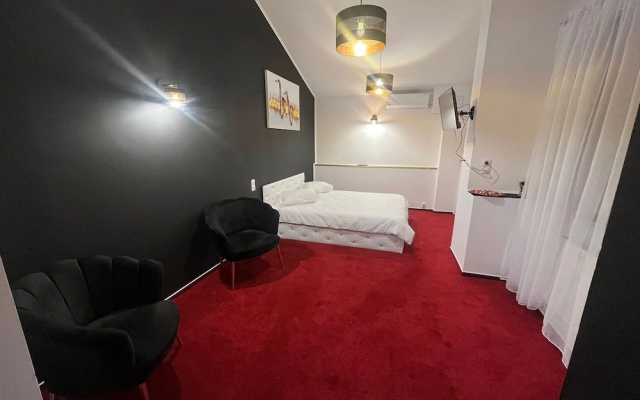 Karma caffe&rooms