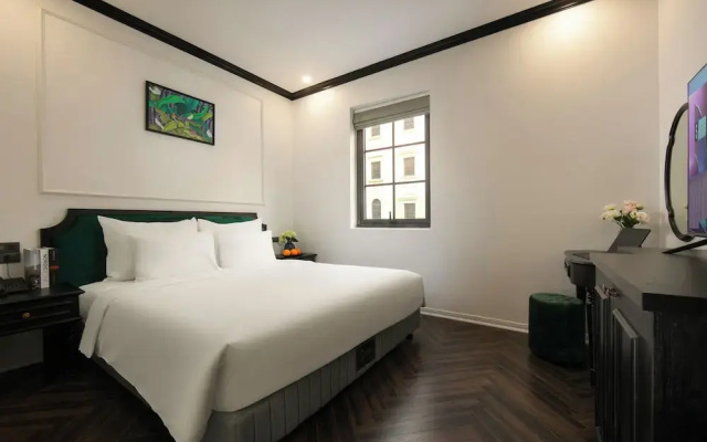 Elegant Boutique Hotel Ha Long