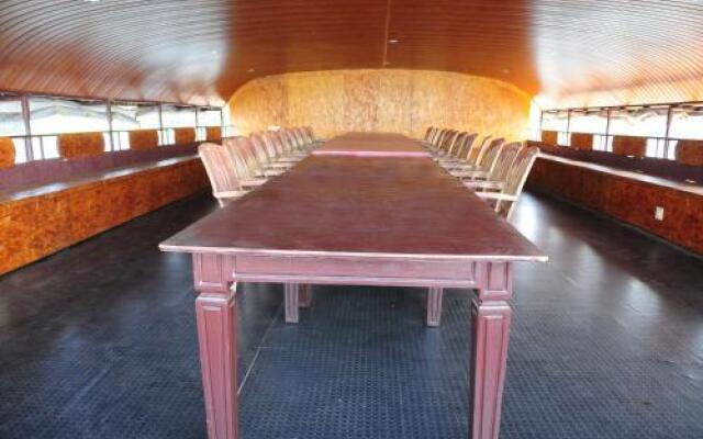 Sreekrishna Houseboat