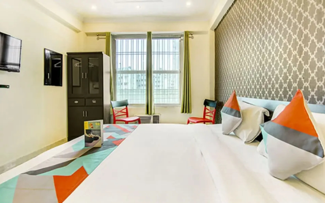 FabExpress Alacia Inn