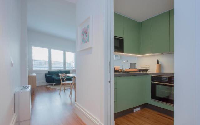 Liiiving - Aliados Luxury Apartments