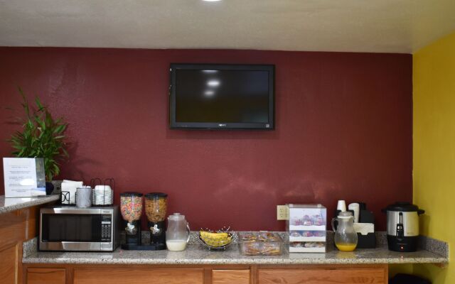 Travelers Inn Medford