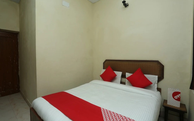 Capital O 15091 Gaurav Boarding House