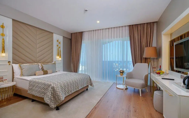 Limak Cyprus Deluxe Hotel
